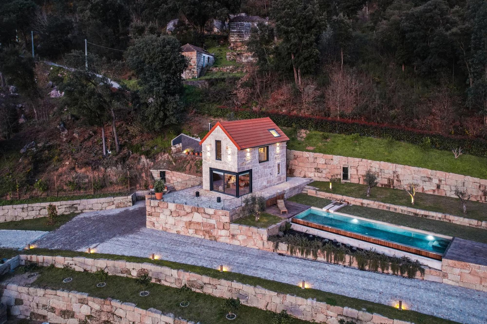 Javardo - Family House - Douro Penha Longa Exterior photo